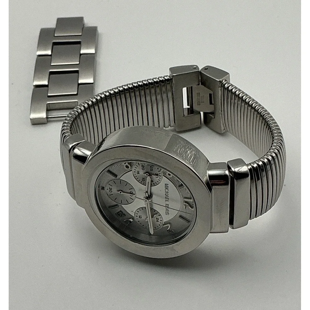 Michael Kors Silver Tone Chronograph Stretch Bracelet Watch Extra Links